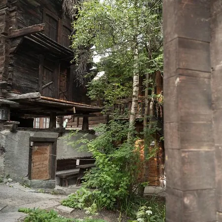 Emanuel By Interhome